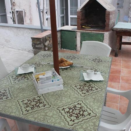 Camere Dieci Maggio- Beb Dory, Nemo, Guizzo Ponza Exterior photo