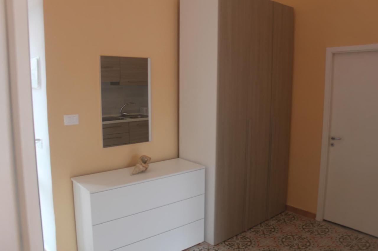Camere Dieci Maggio- Beb Dory, Nemo, Guizzo Ponza Exterior photo